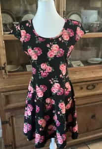 Pinc Women’s Black Floral Dress XL - Picture 1 of 3