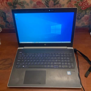 HP ProBook 450 G5 | i7-8th Gen | 4GB RAM | 256GB SSD | Windows 10 | No charger - Picture 1 of 12