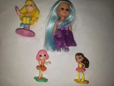 Lote de 4 muñecas de juguete de varias marcas Foto 1 de 4