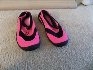 GIRL'S SIZE 13-1 WONDER NATION WATER SHOES YOUTH SIZE - Picture 1 of 2