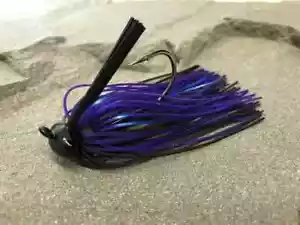 Jig Fishing Lure With Trailer, purple/ blue/ black 2017 - Picture 1 of 3