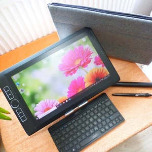 XXL SET Wacom MobileStudio Pro 13 Zoll QHD Adobe RGB l 256GB CORE i7 l DTH W1320 - Afbeelding 1 van 16