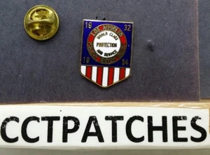 1984 LAPD WORLD CLASS PROTECTION AND SERVICE OLYMPIC POLICE PIN - Bild 1 von 1