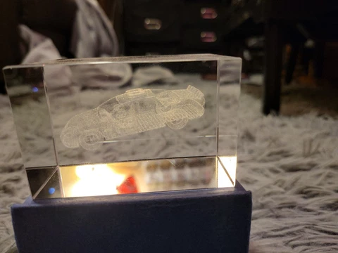 3-D DALE EARNHARDT Sr. ART GLASS HOLOGRAM ETCHED PAPERWEIGHT Cover
