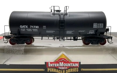 HO INTERMOUNTAIN 47810-02 PINNACLE 19,600 GALLON TANK CAR GATX 71730 WEATHERED - Image 1 of 2