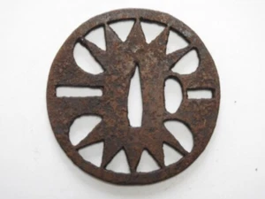 Japanese Antique Tsuba of Katana Samurai Sword Guard Iron Rare Design 62-B94 - Picture 1 of 3