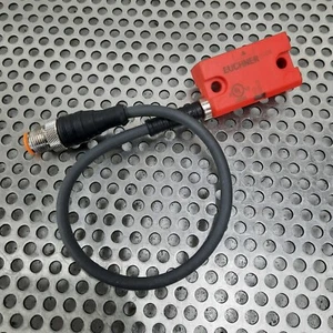 EUCHNER CES-1-AP-M-C04-USB-117324 Actuator For Safety Switch w/ Connecting Cable - Picture 1 of 4