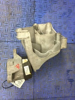 Genesis G80 2017 3,8 L AWD pasajero derecho montaje de motor con soporte Foto 1 de 4