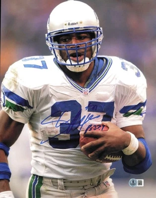 Shaun Alexander Autographed 11x14 Photo Seattle Seahawks Beckett BAS QR #BS30549 - Image 1 of 2
