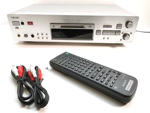 SONY MDS-JB940QS UK MDLP Minidisc player Recorder Silver Serviced Fully Working - Picture 1 of 8