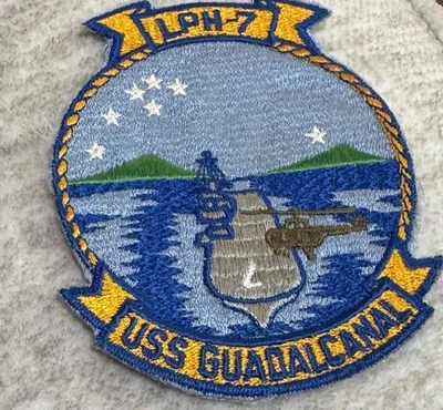 Parche de colección USS Guadalcanal LPH-7 de la Marina de los Estados Unidos - Buque de asalto anfibio Foto 1 de 4