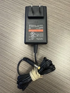 Adaptador de corriente alterna original Sony enchufe unidad de audio cargador 8V AC-ES8010 original OEM - Imagen 1 de 3
