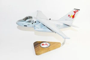 Lockheed Martin® S-3B Viking Screwbirds VS-33, 1/46 (18" envergadura) caoba - Imagen 1 de 9