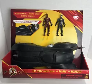 "Spin Master DC The Flash BATMOBIL + Young Barry & Batman 4"" Abb. Neu & versiegelt - Bild 1 von 13