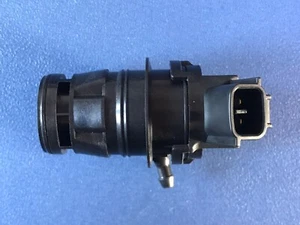 POMPA LAVAVETRI ANTERIORE ORIGINALE MAZDA 3 5 CX-7 CX-9 2004-15 G22C67482 - Foto 1 di 6