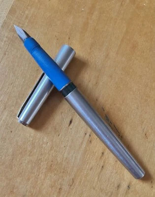 Pelikan Pelikan PELIKANO Super P452 (Modelo 4?) Caneta-tinteiro metal prata - F - Imagem 1 de 4