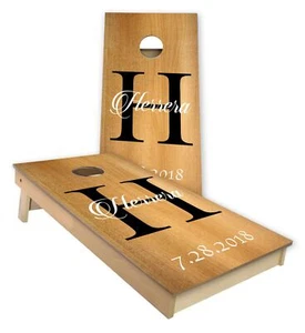 Holz Monogramm Hochzeit Cornhole Board Verpackung - Personalisieren - Bild 1 von 2