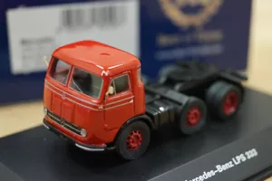 Ho 1:87 BOS 87251 Camión MB LPS 333 Solo Sattel-Zugmaschine en Rojo / Negro Neu - Imagen 1 de 7