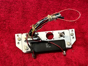 BACKPLATE AND CONNECTOR FOR CESSNA 300/400 ADF WITH DROPPING RESISTOR - Picture 1 of 5