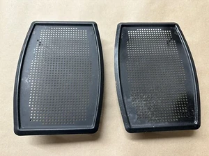 1980 1981 Chevrolet Camaro Z28 Berlinetta Rear Speaker Grill Cover GM - Picture 1 of 10