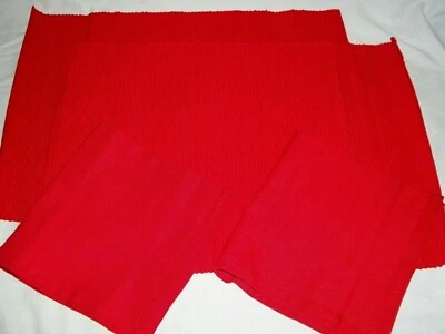Red Holiday Place Mats Napkin Set 4 Ribbed Cotton Woven Kitchen Table Christmas - Image 1 of 4