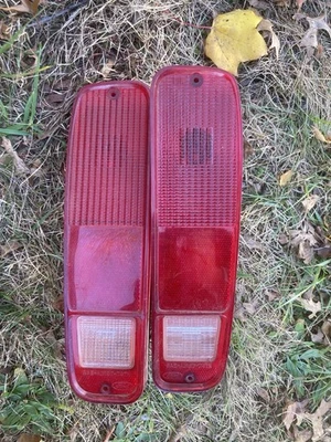 Vintage OEM 1974-1991 Ford E-150 E-250 E-350 Econoline Van Tail Light Pair Used - Image 1 of 4
