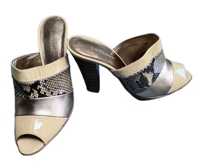 Tacones LK Bennett Fuera crema charol/serpiente multi talla 7 (40) Foto 1 de 3