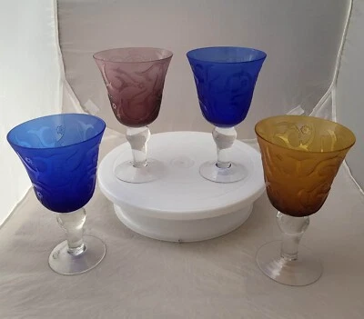 4 copas de agua multicolores The Cellar de 7 1/4 pulgadas" de alto Foto 1 de 4