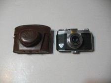 A Vintage 35mm Camera Beauty Made In Japan F=45mm No.81806 Beauty 1:3.2 w/case