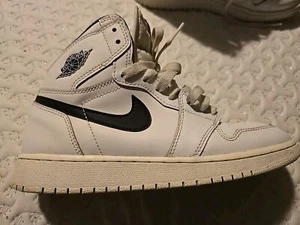 Size 6Y - Air Jordan 1 Retro OG Premium High Yin Yang - Picture 1 of 5