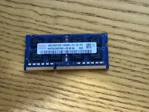 Hynix 4GB 2Rx8 PC3L-12800S-11-12-F3 DDR3 1600MHz RAM SODIMM HMT351S6EFR8A-PB 2/3 - Picture 1 of 2