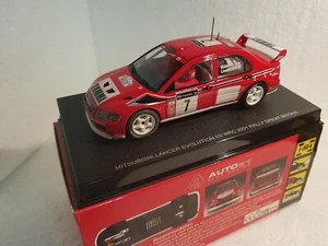 QQ 13011 AUTO ART Mitsubishi Lancer Evo VII WRC 2001 R G Britain #7 T.Makinen - Picture 1 of 1