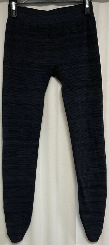 Pantalones de compresión Climawear para mujer pequeños grises.    4304 Foto 1 de 3