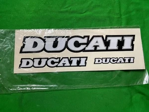 Adesivi Ducati BIanco-Nero - Foto 1 di 1
