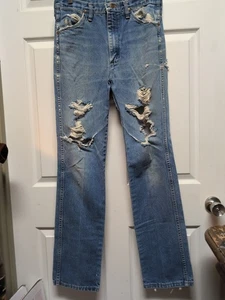 Wrangler Men's Jeans Distress Cowboy 32X34  Blue.  Faded. Holes Rips Worn - Picture 1 of 11