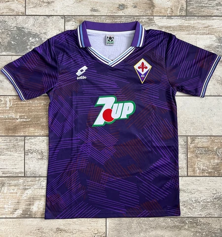 FIORENTINA 1992-93 RETRO HOME SHIRT BATISTUTA #9 Cover