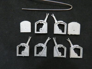A.B.S SIDELINES 0 GAUGE WHITE METAL KNEE LEVER FRAME & 6 LEVERS S.S84 - Picture 1 of 2