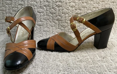 Vintage 60s Lord & Taylor Black Brown Leather Cross Strap Pumps Shoes Womens 7 - Image 1 of 4
