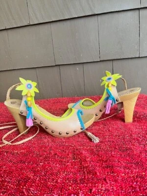 Sexy, colorido, hermosos tacones para mujer de Fornarina Foto 1 de 4