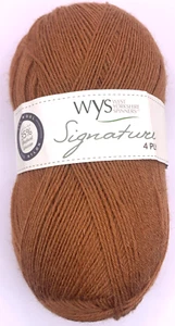 West Yorkshire Spinners Signature 4 strati 630 filato di lana noce moscata marrone - Foto 1 di 6