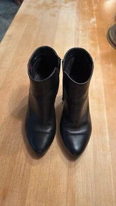Hogl Women's Black Leather Booties, 3 Inch Heel, Side zip, US 7 / UK 5 - Picture 1 of 8