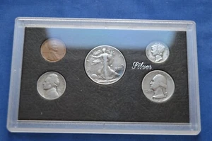 1938 Year Set Includes 3 90% Silver Coins 38-3 - Picture 1 of 3