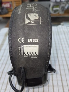 Honeywell EN352 wearing protection - Picture 1 of 3
