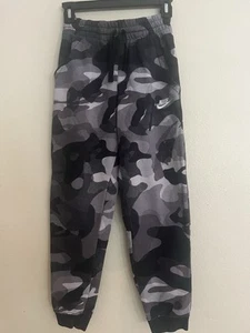 Boys Nike Black Camo Sweat Pants - Picture 1 of 4