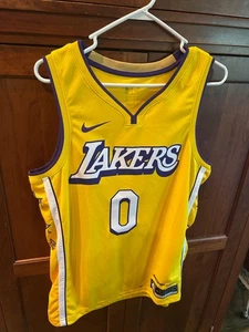 Nike Kyle Kuzma #0 Lakers Trikot gelb Swingman Lore Serie 48 Large neu mit Etikett - Bild 1 von 3