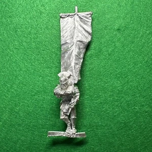 Games Workshop Señor de los Anillos Raro Uruk Hai Portador Estándar Metal LOTR NUEVO 🟢 - Imagen 1 de 2