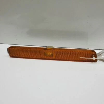 1996-1999, Saturn S Sedan, Side Marker Light Lamp, Ambar, RH, PN - GM16521468 - Image 1 of 4