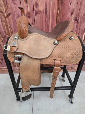 14.5" Martin Crown C Barrel Saddle - Image 1 of 4