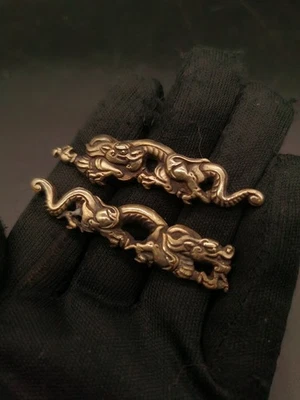 Menuki Tipo Japonés Grande Dorado Lluvia-Dragón Patrón para wakziashi Y041 Foto 1 de 4