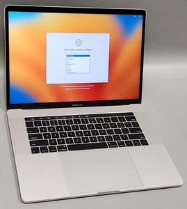 Apple MacBook Pro 15" 2017 i7-7820HQ @ 2,9 GHz 16 GB 512 GB SSD Ventura 13,2 - Imagen 1 de 11
